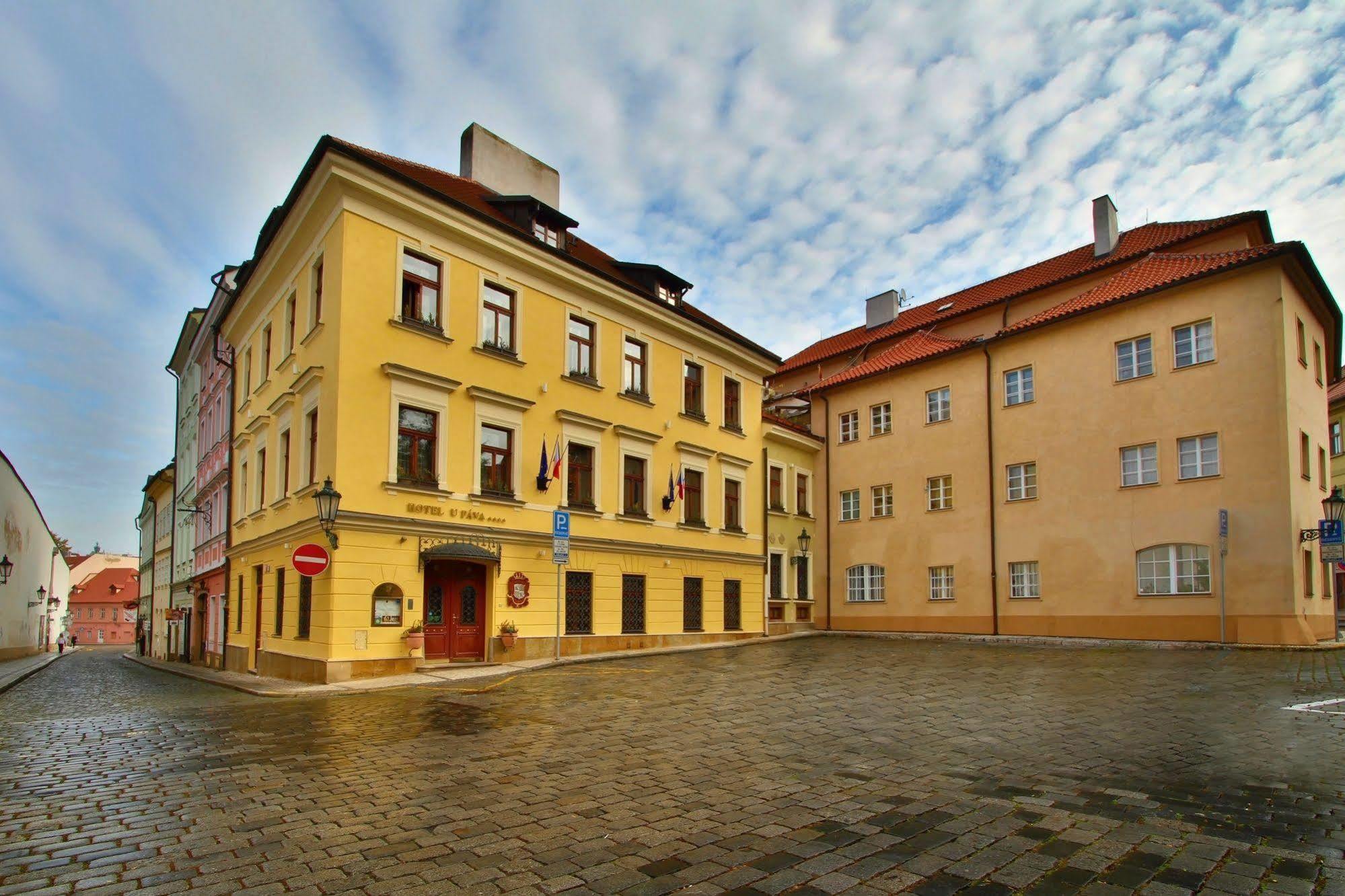 Hotel U Páva Praga Exterior foto